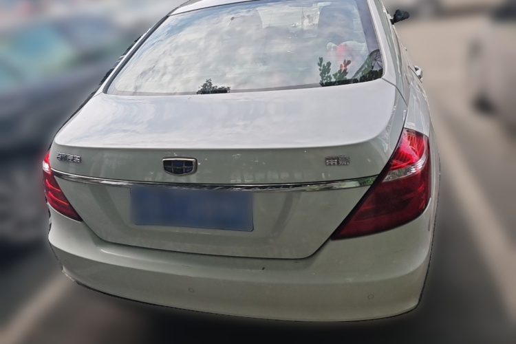 GEELY Emgrand 2017 car image #6