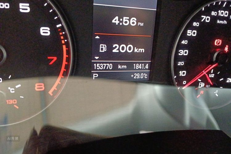 Audi Q3 2016 immagine di auto #14