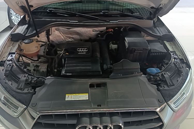 Audi Q3 2018 #26 Audi Q3 2018 car image #26