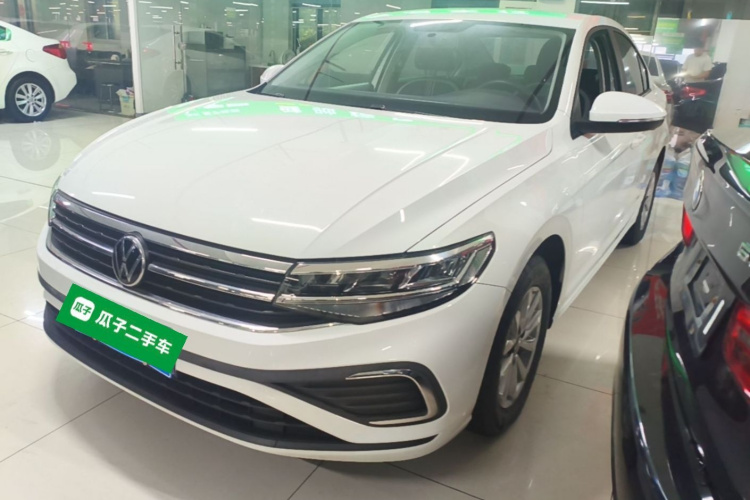 Volkswagen Bora 2023 car image #2