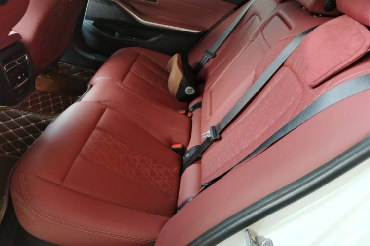 BMW 3 Series 2024 #13 BMW 3 Series 2024 car image #13