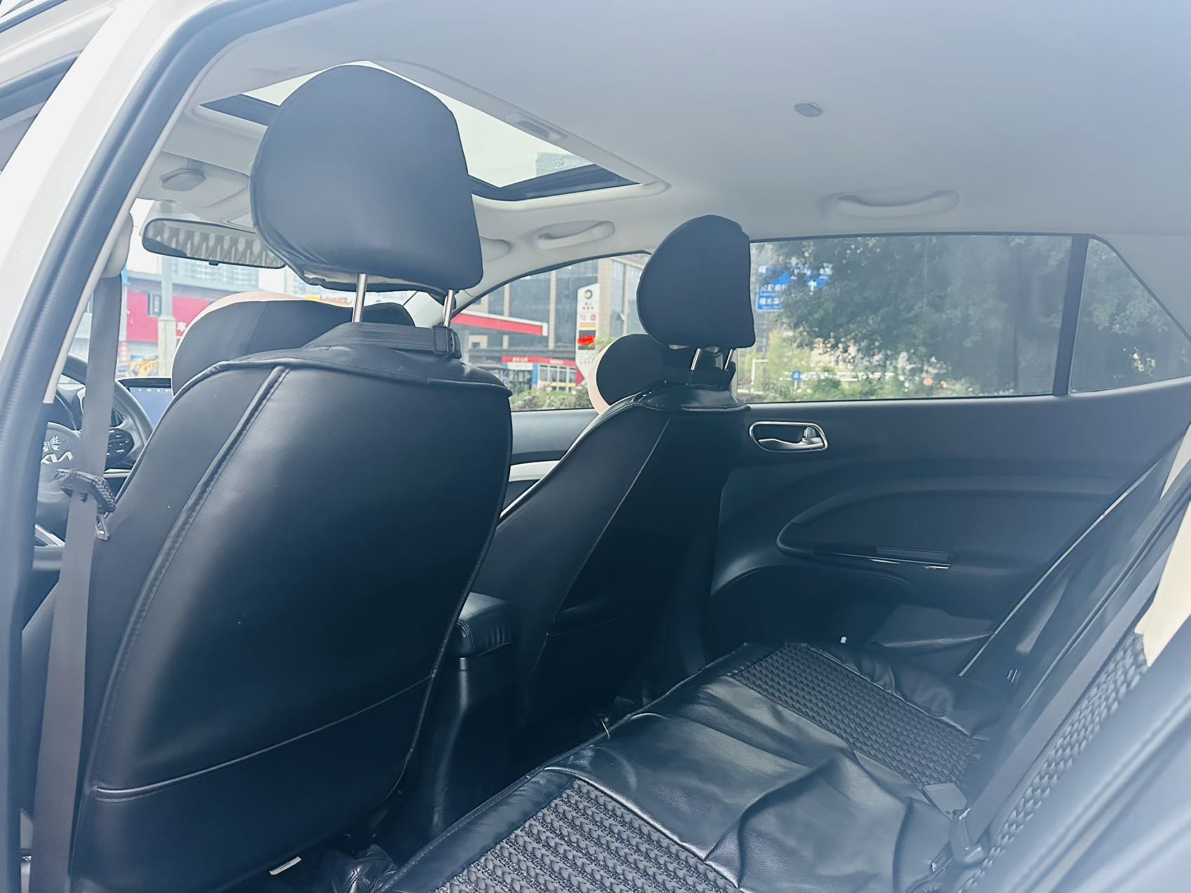 Kia KX1 2024 immagine di auto #8