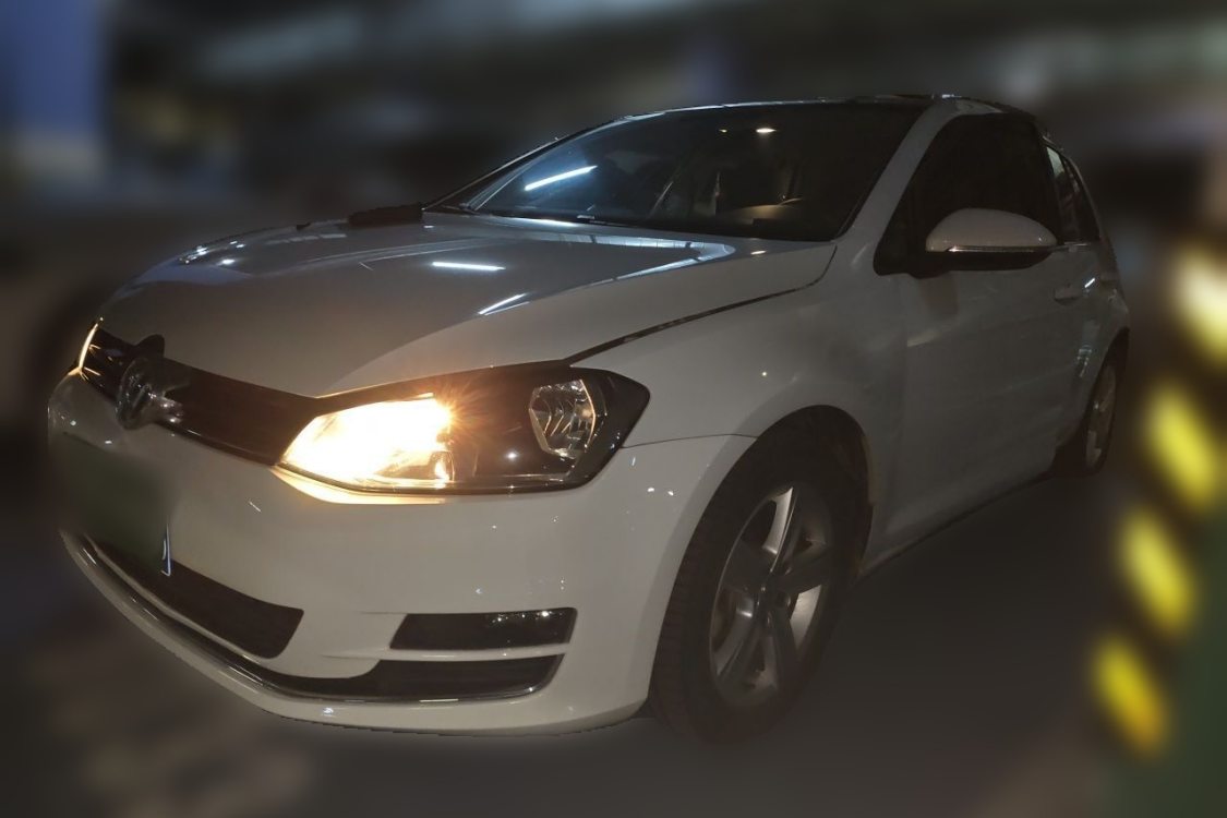 Volkswagen Golf 2016 car image 