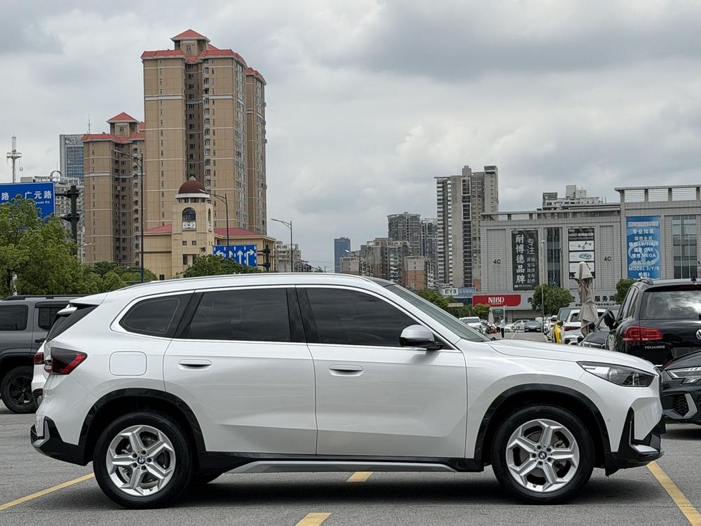 BMW X1 2023 car image #6