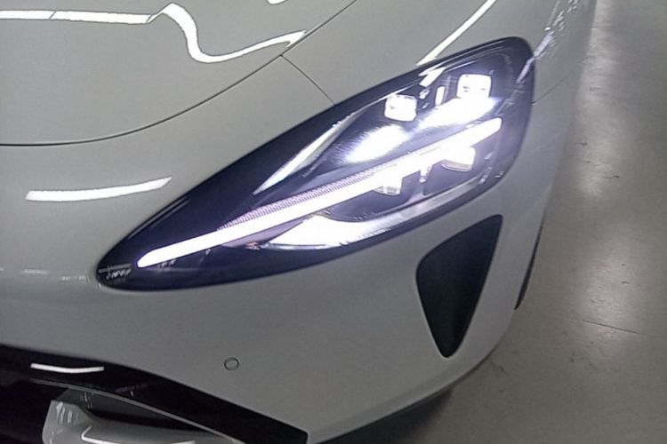 MI SU7 2025 car image #23