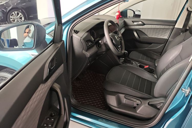 Volkswagen Tharu 2021 immagine di auto #16