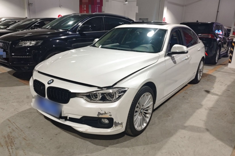 BMW 3 Series 2018 car image #2