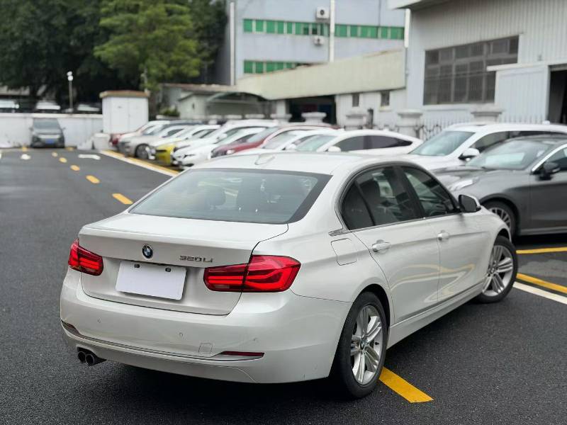 BMW 3 Series 2017 #9 BMW 3 Series 2017 car image #9