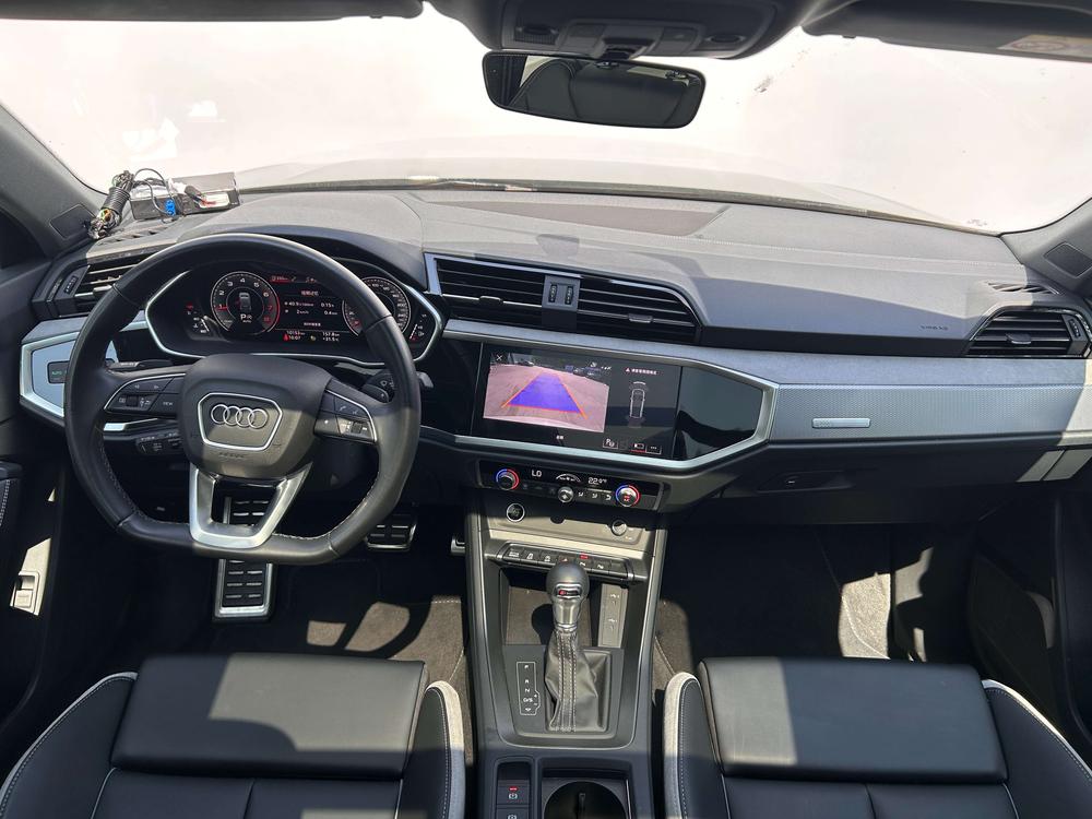 Audi Q3 2024 #19 Audi Q3 2024 изображение автомобиля #19