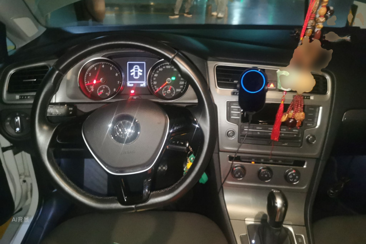 Volkswagen Golf 2015 car image #12