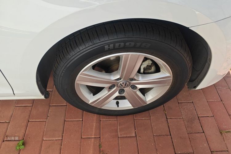 Volkswagen Golf 2016 car image #9