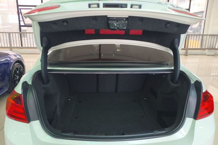 BMW 3 Series 2015 car image #21