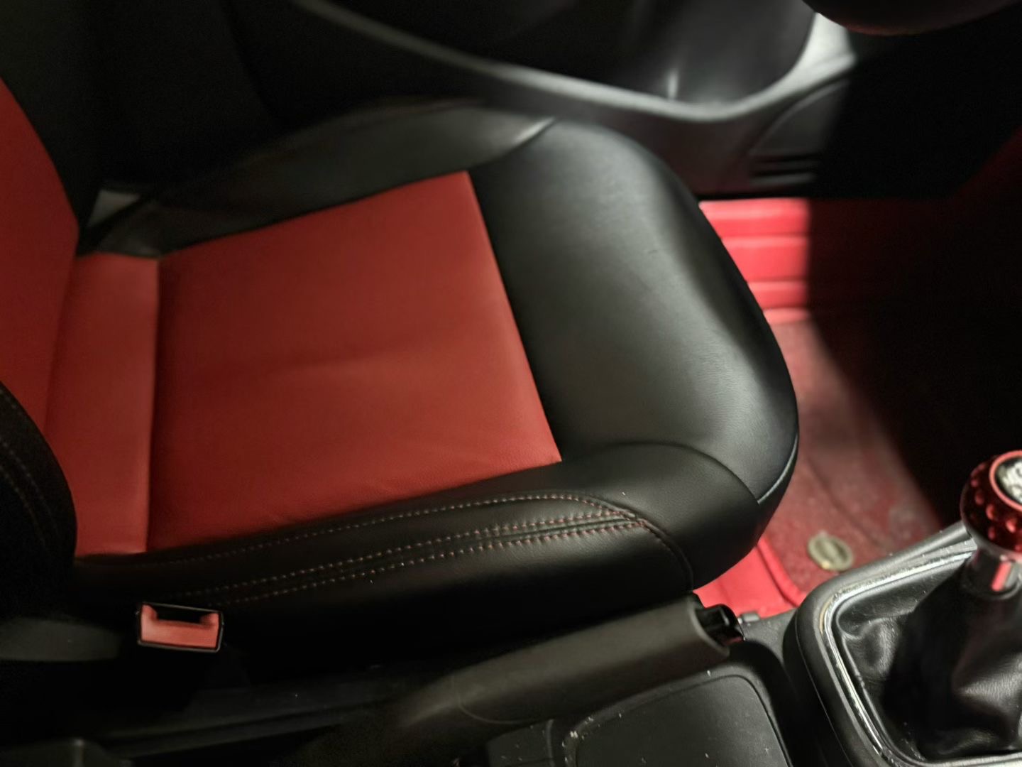 Volkswagen Polo 2013 car image #5