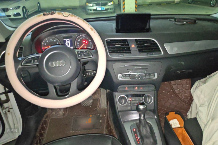 Audi Q3 2018 #11 Audi Q3 2018 car image #11