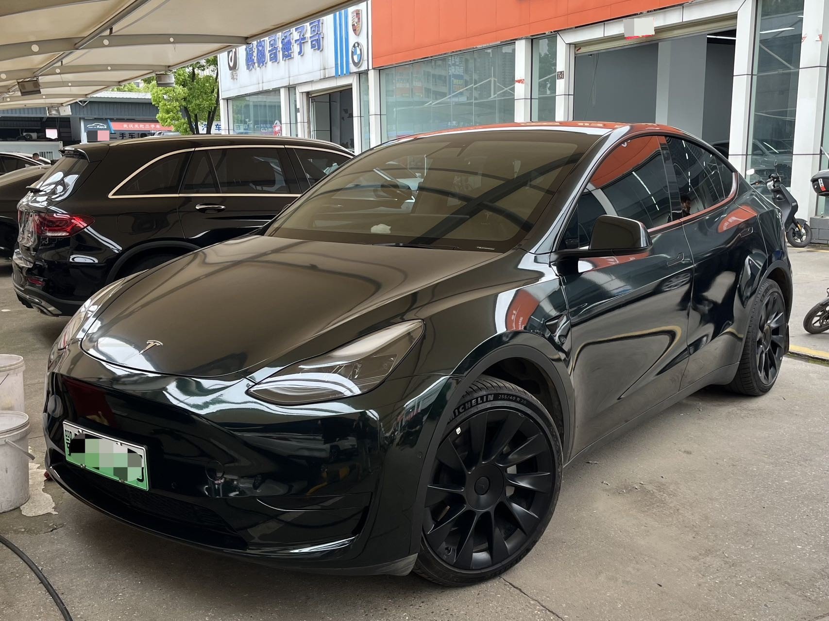 Tesla Model Y 2022 Tesla Model Y 2022 car image