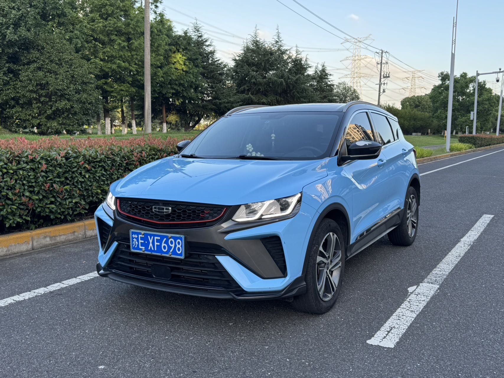 GEELY Coolray 2021 GEELY Coolray 2021 car image