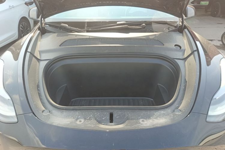 Tesla Model Y 2022 #22 Tesla Model Y 2022 car image #22