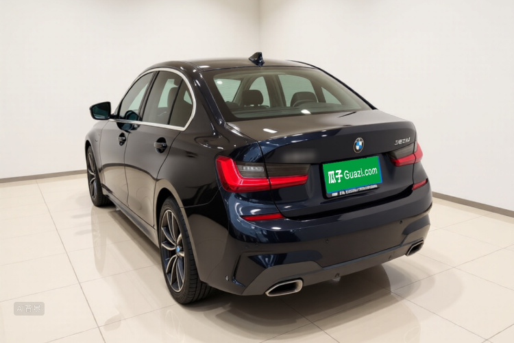 BMW 3 Series 2021 car image #5