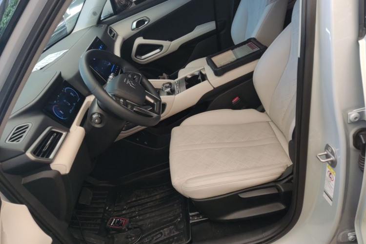 BYD YuanUP 2024 #15 BYD YuanUP 2024 car image #15