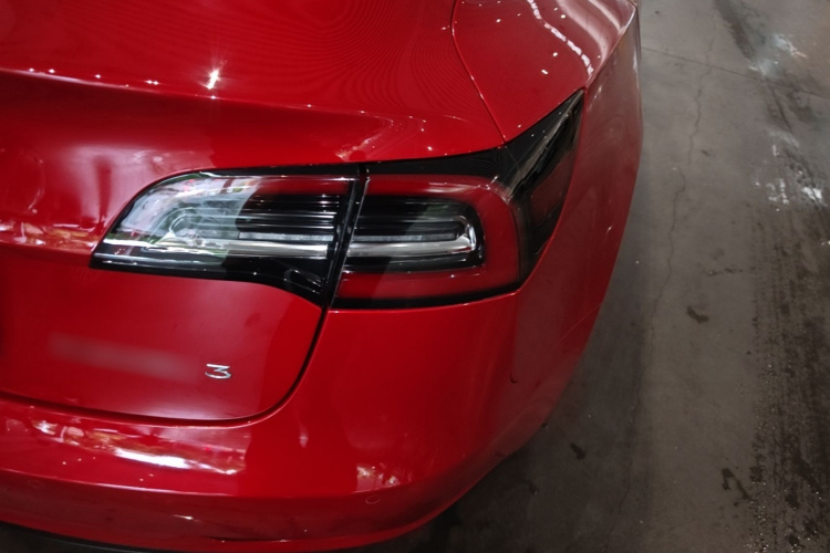 Tesla Model 3 2020 car image #8