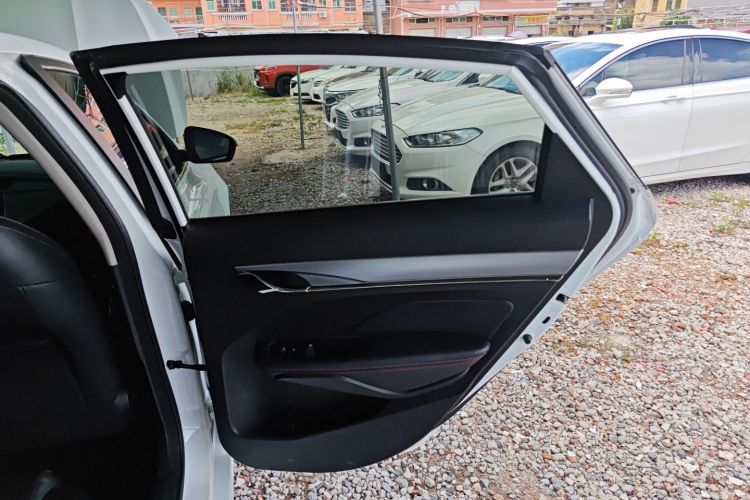 GEELY Binray 2020 car image #26