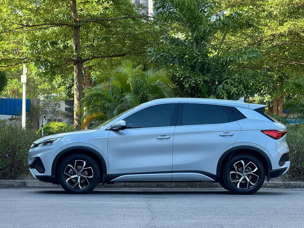 BYD Yuan Plus 2023 صورة سيارة #3
