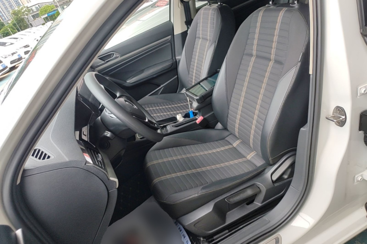 Volkswagen Lavida 2019 car image #15