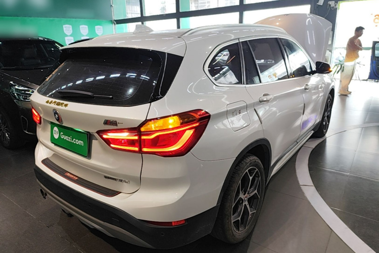 BMW X1 2018 #5 BMW X1 2018 car image #5
