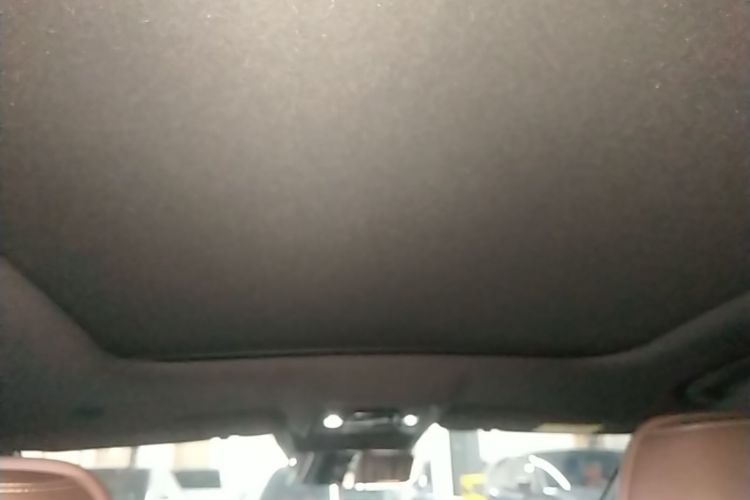 BYD Han 2024 car image #18