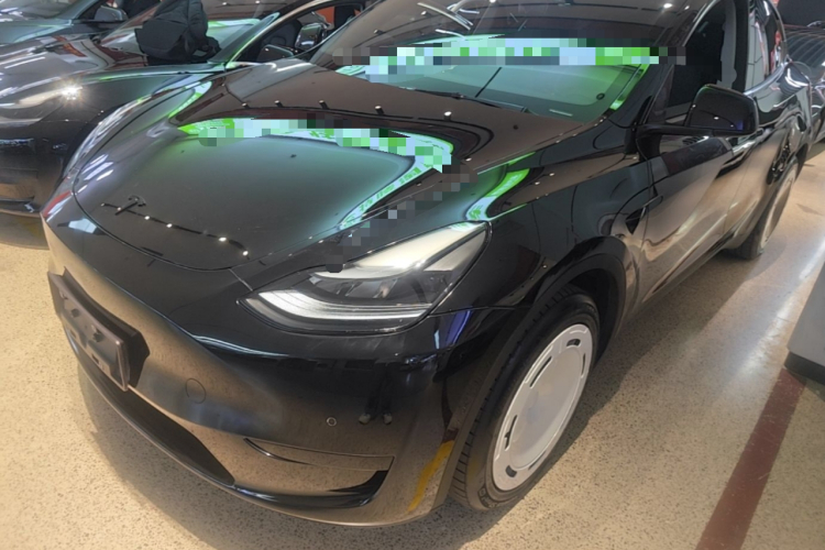 Tesla Model Y 2022 #2 Tesla Model Y 2022 car image #2