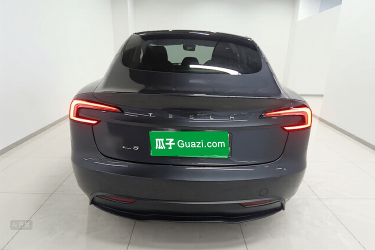 Tesla Model 3 2024 car image #6
