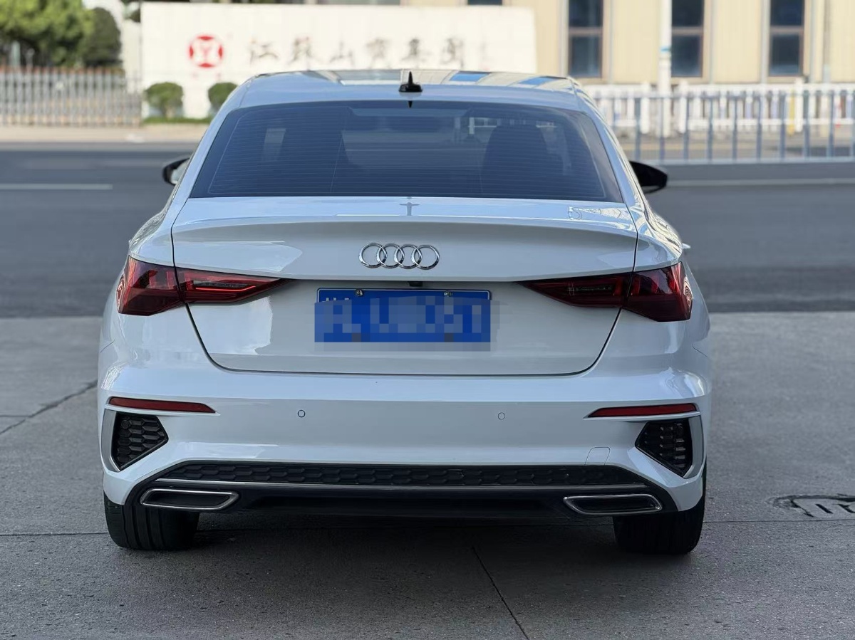 Audi A3 2023 car image #3