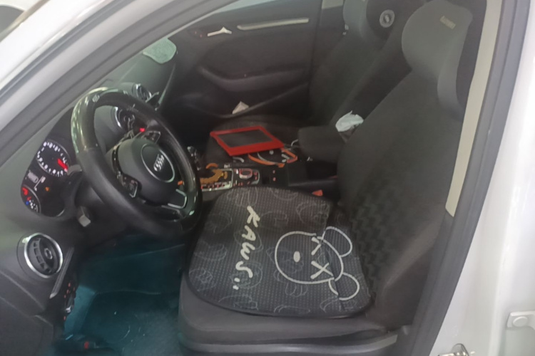 Audi A3 2017 car image #15