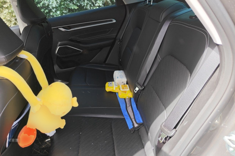 GEELY Emgrand 2024 car image #19