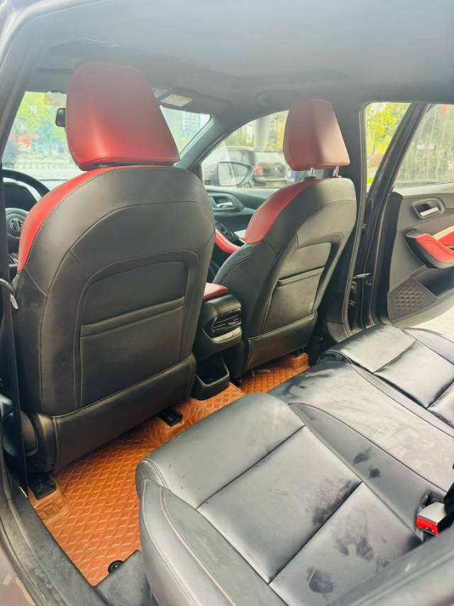 MG 5 2023 #6 MG 5 2023 immagine di auto #6