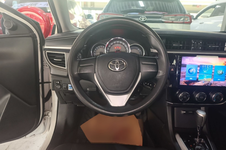 Toyota Corolla 2019 #11 Toyota Corolla 2019 car image #11