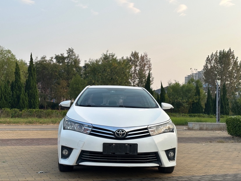 Toyota Corolla 2015 car image #2