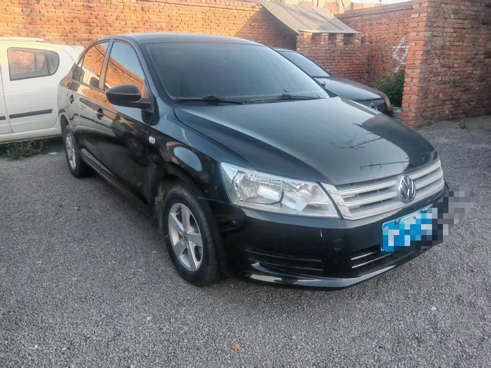 Volkswagen Santana 2016 car image #2