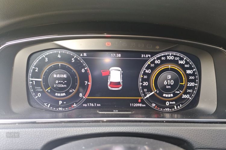 Volkswagen Golf 2020 car image #13