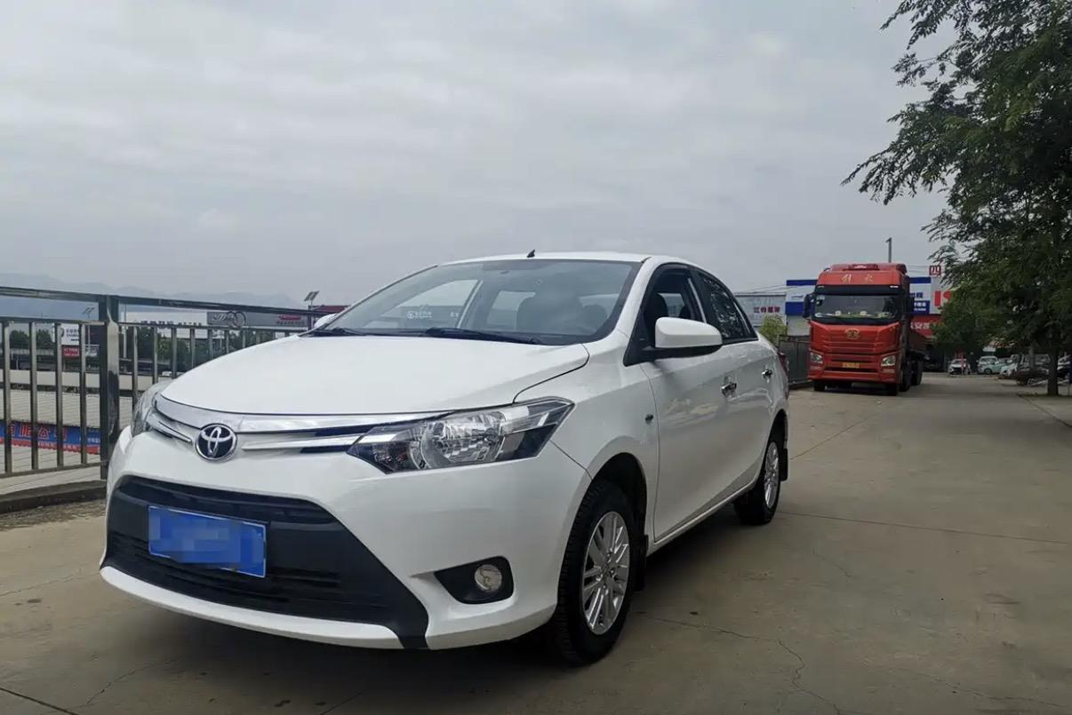 Toyota Vios 2014 Toyota Vios 2014 car image
