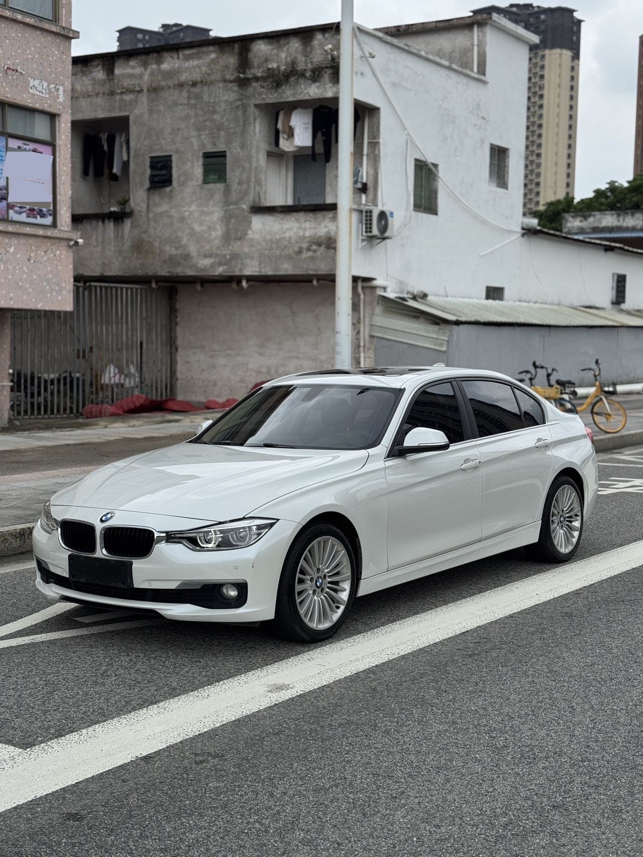 BMW 3 Series 2018 car image 
