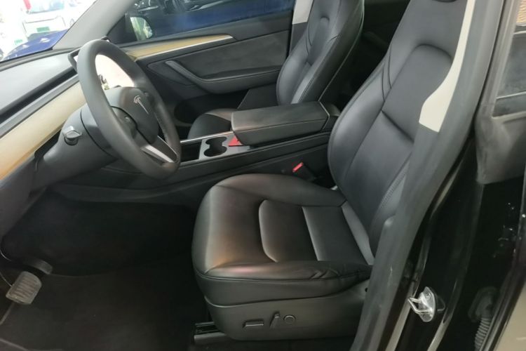 Tesla Model Y 2021 #15 Tesla Model Y 2021 car image #15