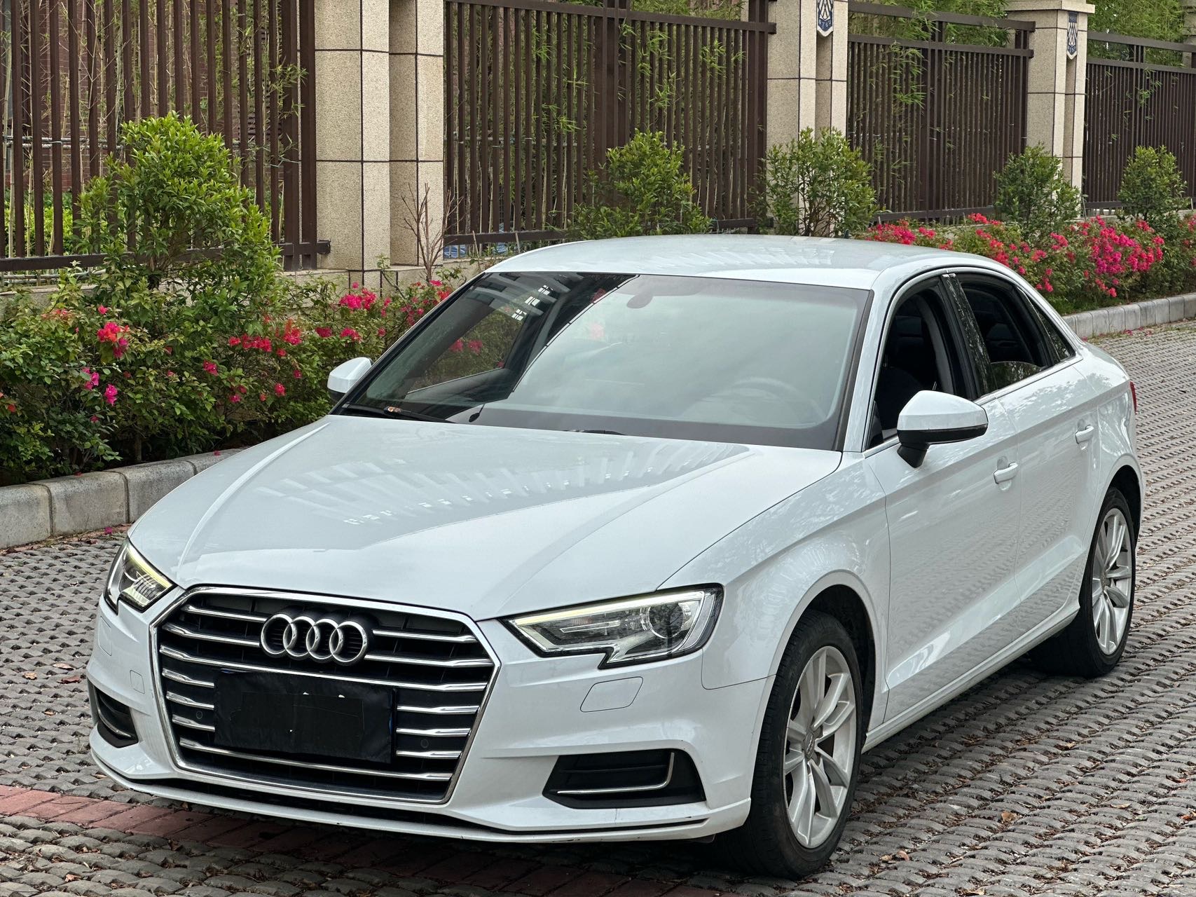 2019 car image 