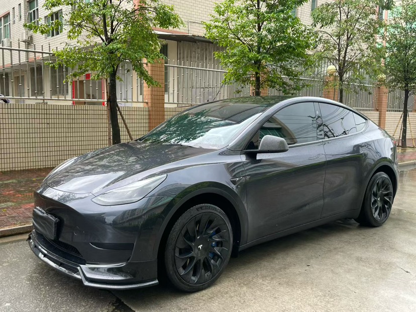 Tesla Model Y 2024 Tesla Model Y 2024 car image
