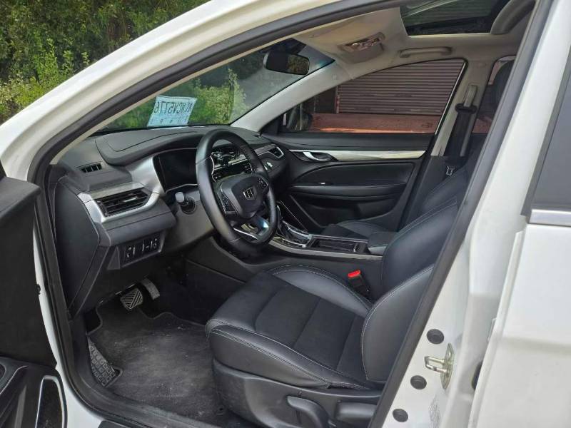 GEELY Emgrand 2019 #7 GEELY Emgrand 2019 car image #7