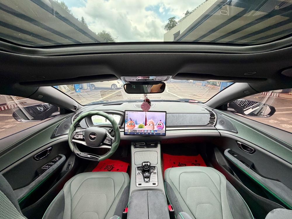 BYD Han 2023 car image #11