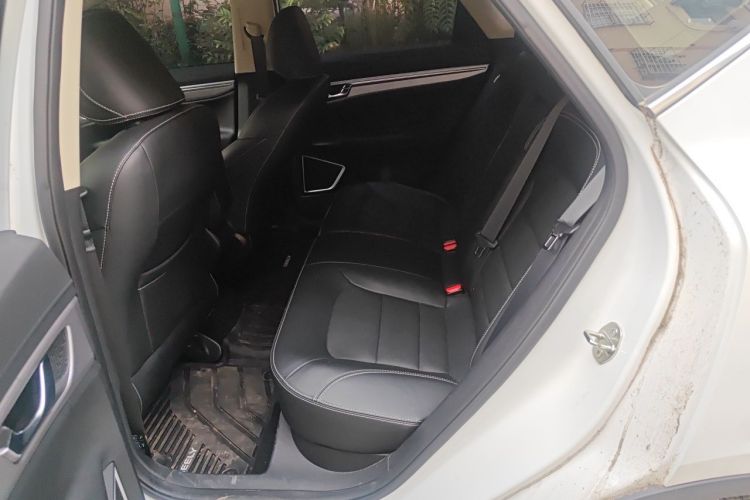 GEELY Emgrand GS 2019 #10 GEELY Emgrand GS 2019 car image #10