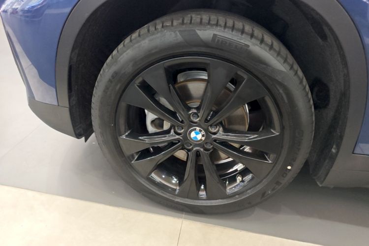 BMW X1 2020 car image #9