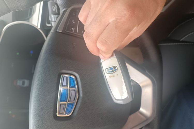 GEELY Emgrand 2019 #9 GEELY Emgrand 2019 car image #9