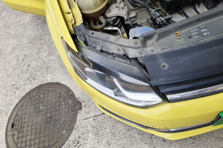 Volkswagen Polo 2018 car image #8